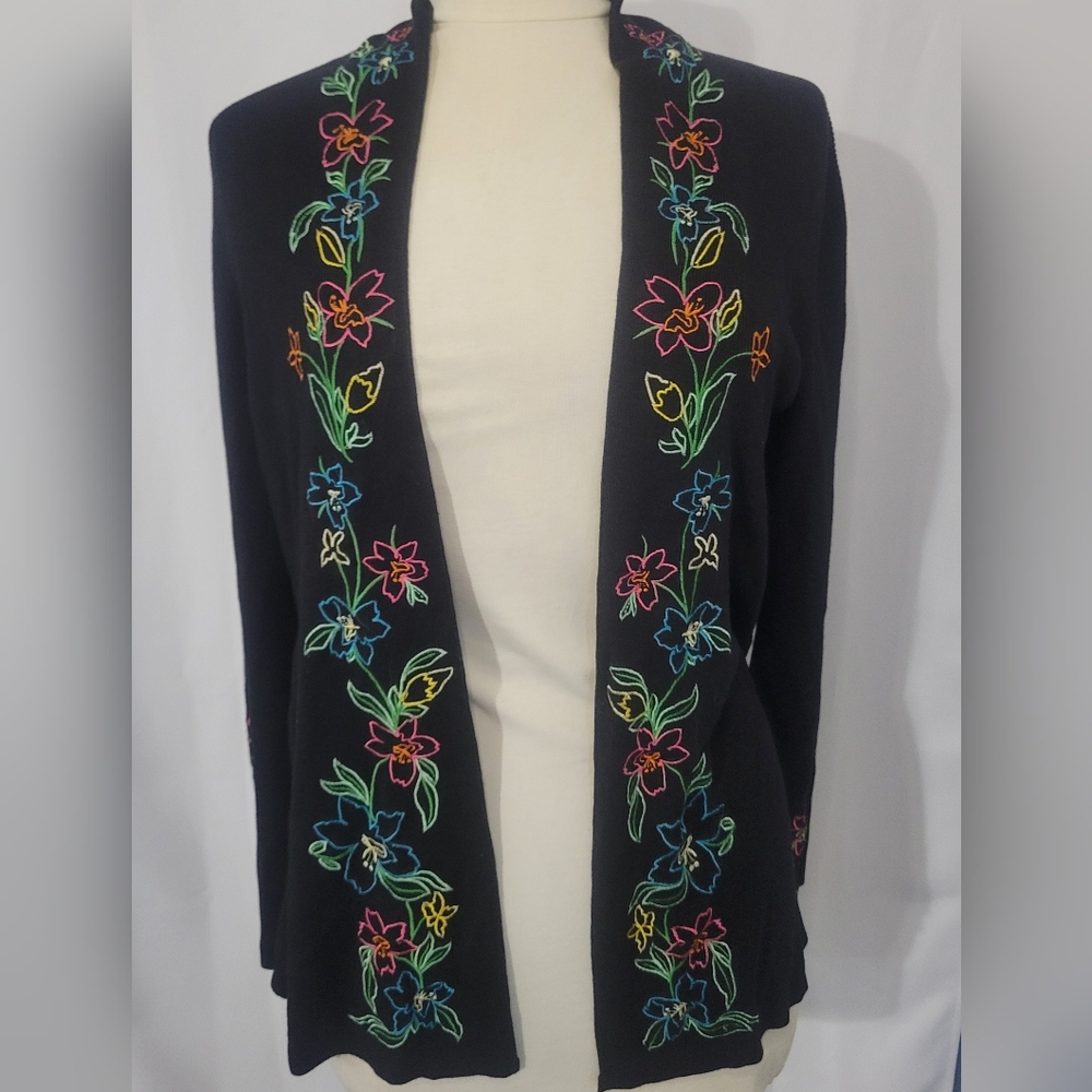 Diane Von Furstenburg Silk Assets Floral Embroidered Black Cardigan S 100% Silk